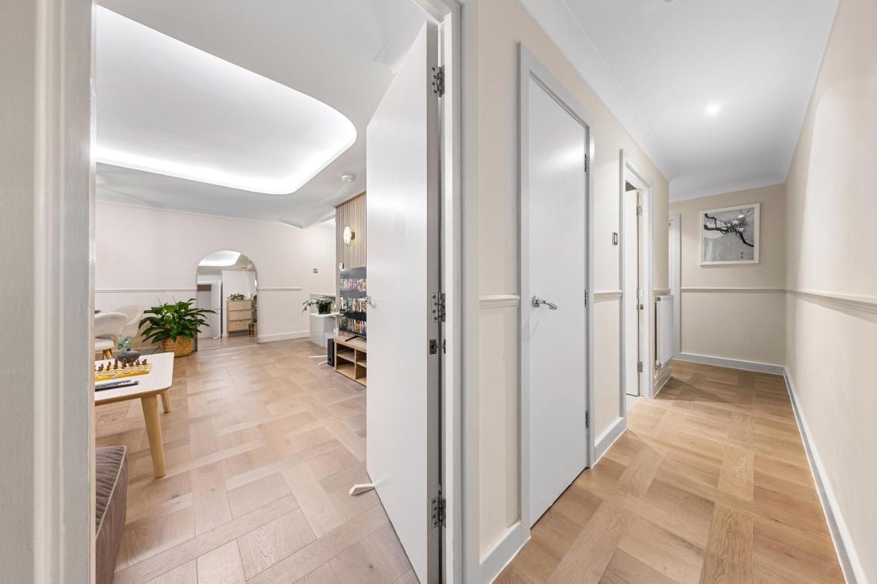 לונדון Tranquil 2 Bedroom Apartment Close To St. Paul'S Cathedral מראה חיצוני תמונה