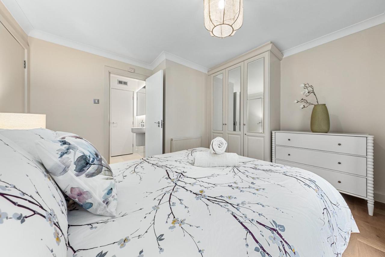 לונדון Tranquil 2 Bedroom Apartment Close To St. Paul'S Cathedral מראה חיצוני תמונה