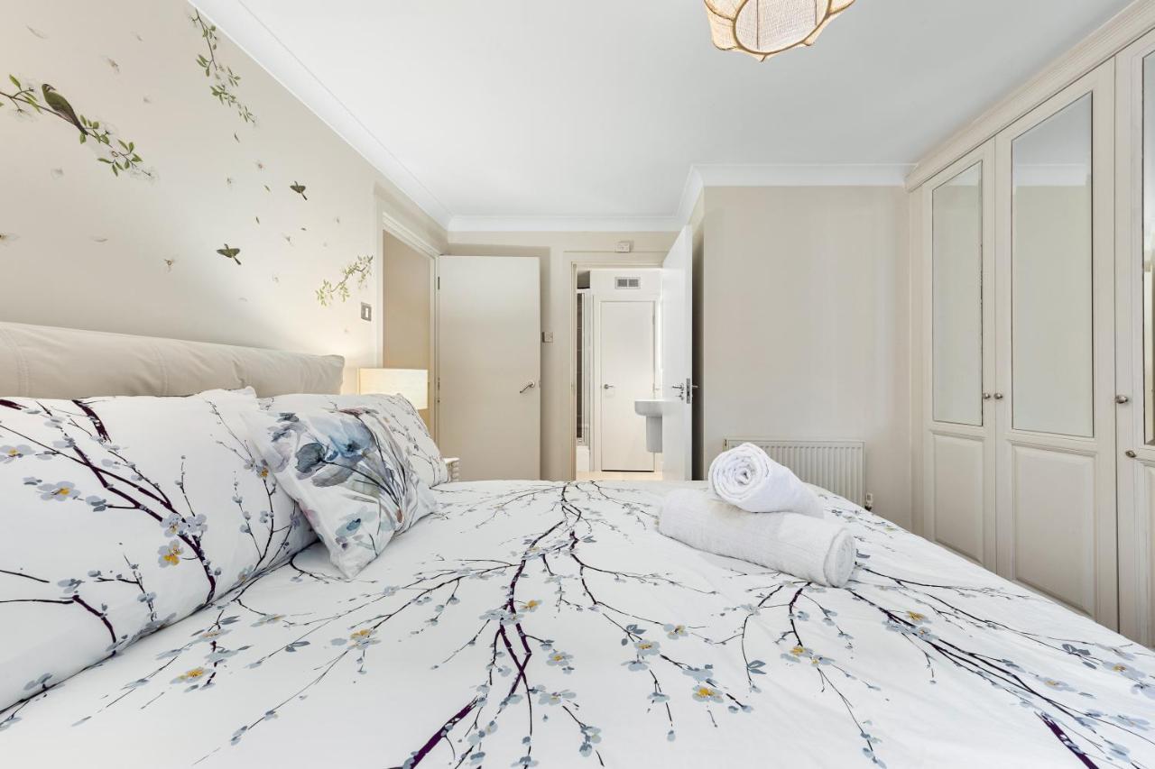 לונדון Tranquil 2 Bedroom Apartment Close To St. Paul'S Cathedral מראה חיצוני תמונה