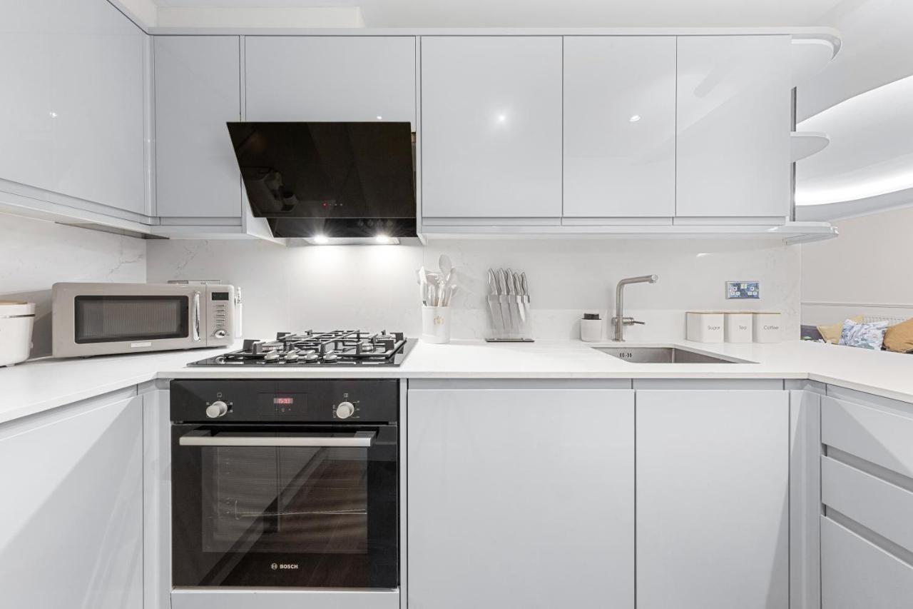 לונדון Tranquil 2 Bedroom Apartment Close To St. Paul'S Cathedral מראה חיצוני תמונה