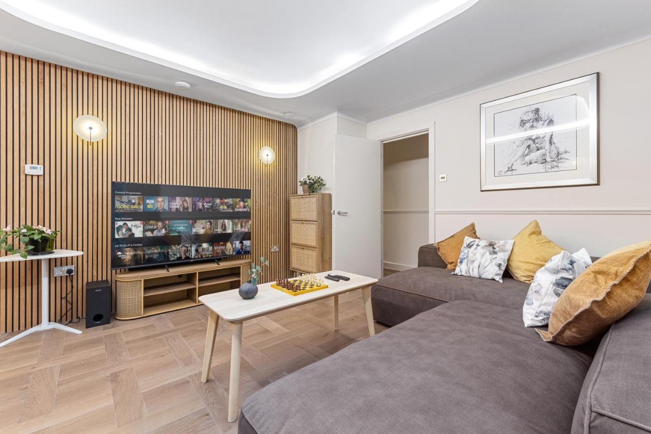 לונדון Tranquil 2 Bedroom Apartment Close To St. Paul'S Cathedral מראה חיצוני תמונה