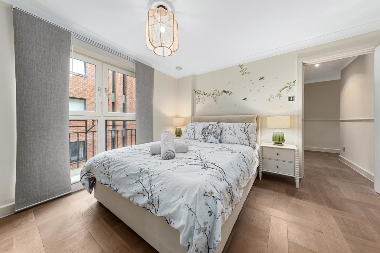 לונדון Tranquil 2 Bedroom Apartment Close To St. Paul'S Cathedral מראה חיצוני תמונה